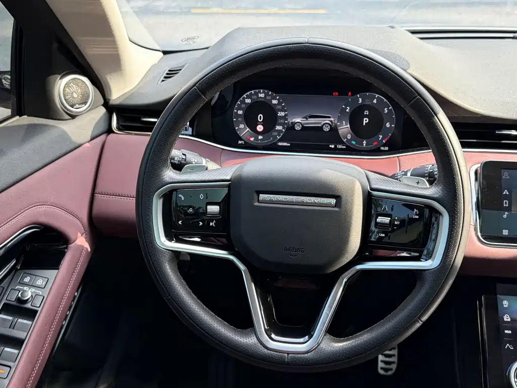 Land Rover Evoque 2024 — фото 18