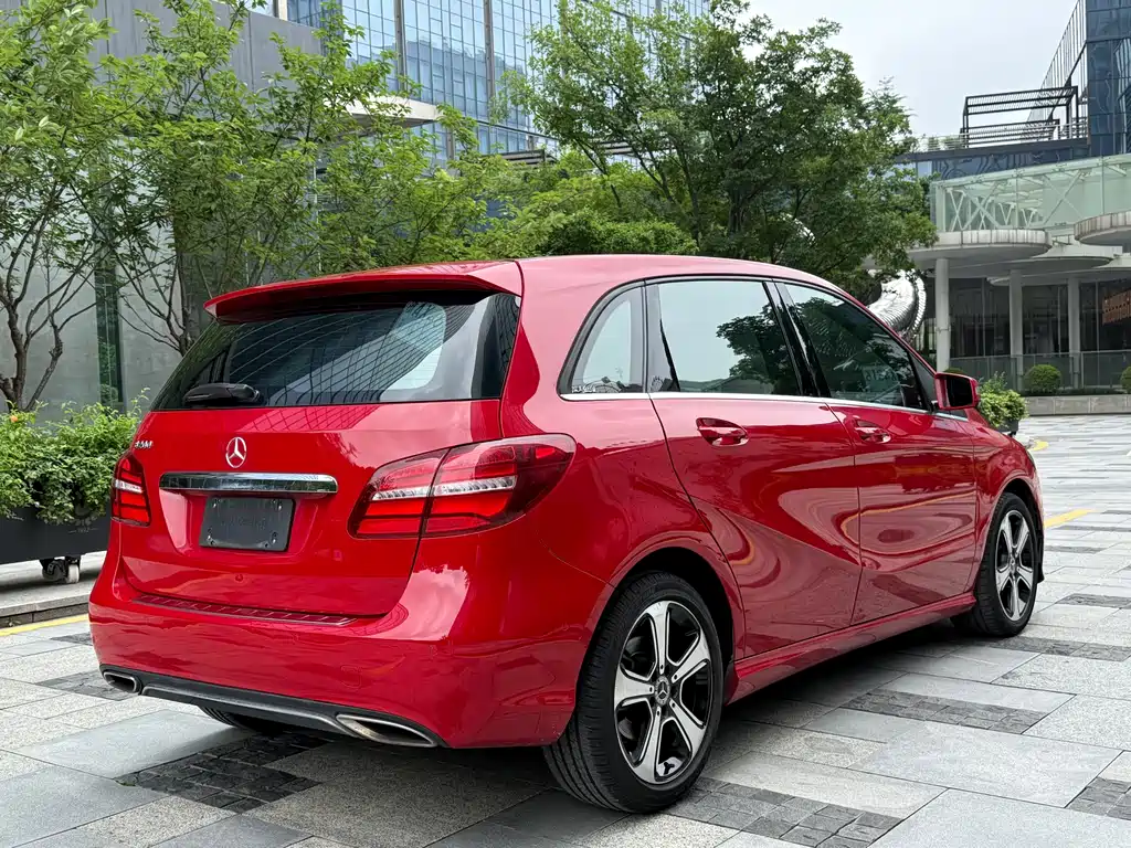 Mercedes-Benz B-Class 2018
