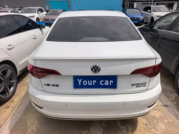 Volkswagen Sagitar 2020