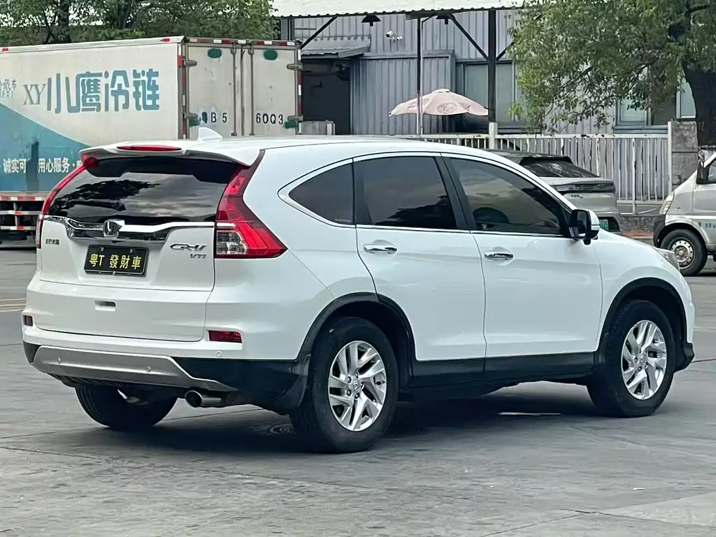 Honda CR-V 2015 — фото 9
