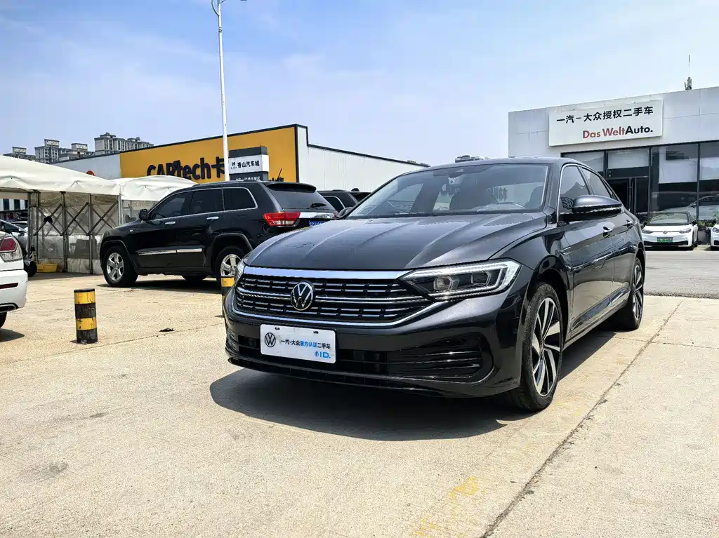Volkswagen Sagitar 2023