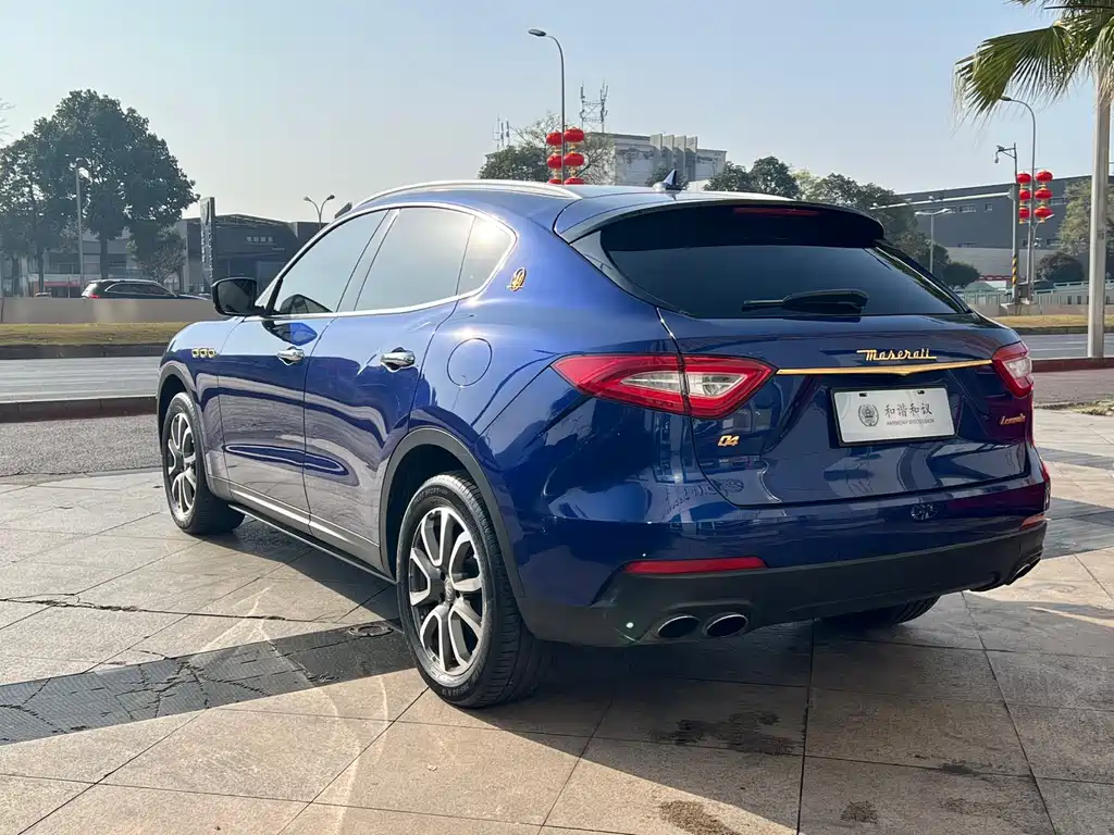 Maserati Levante 2018 — фото 10