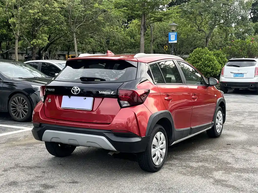 Toyota Yaris L 2020
