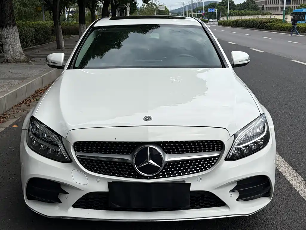 Mercedes-Benz C-Class 2019