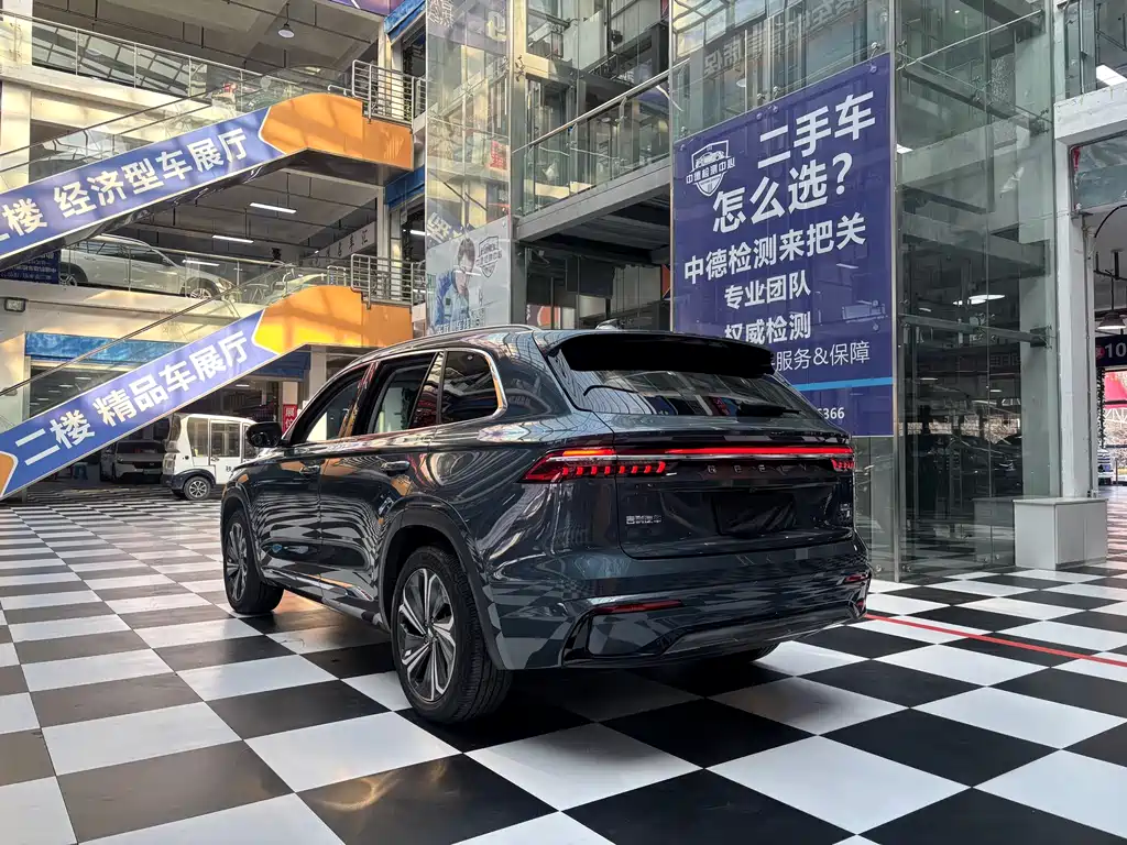 Geely Xingyue L 2022 — фото 16