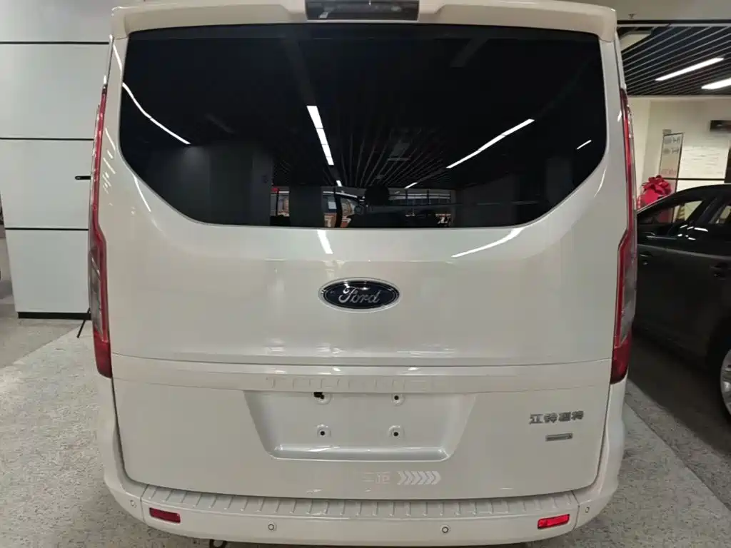 Ford Tourneo 2017