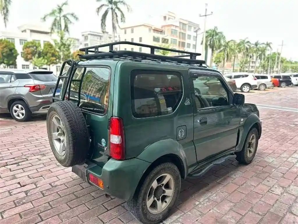 Suzuki Jimny 2014