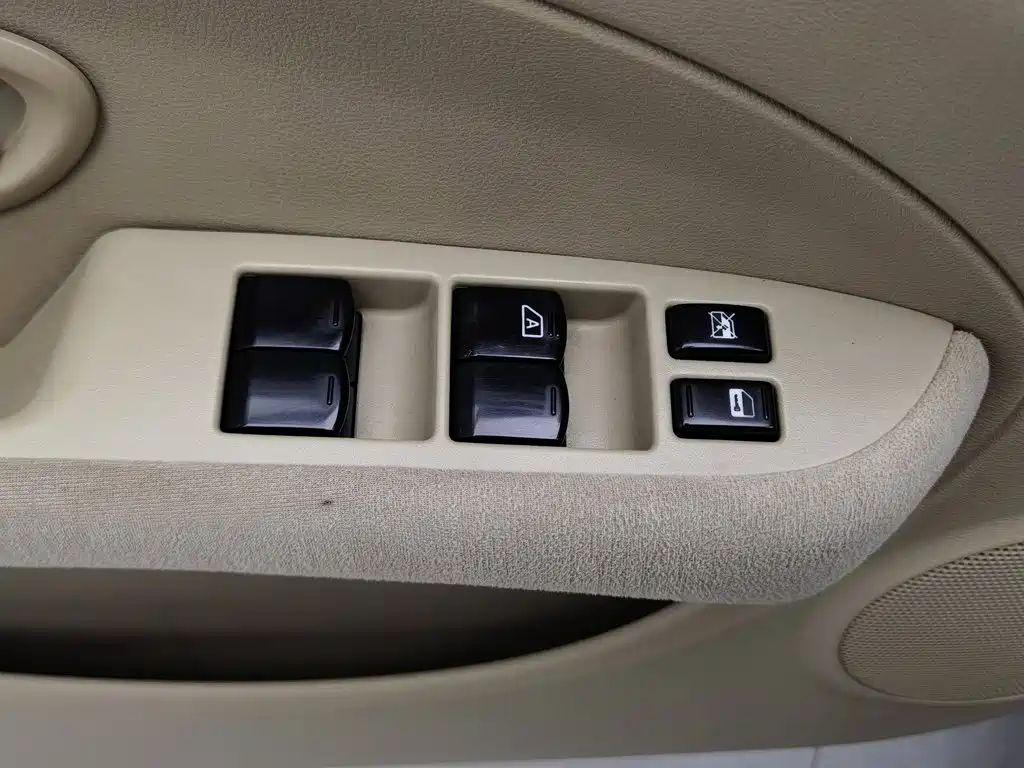 Nissan Sylphy 2015 — фото 9
