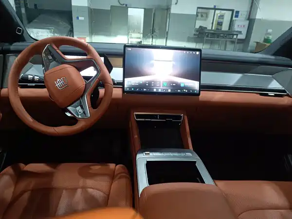 BYD Tang L 2025