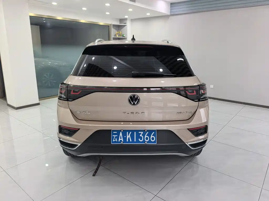 Volkswagen T-Roc 2023 — фото 5