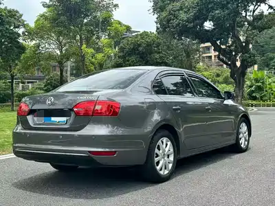 Volkswagen Sagitar 2013