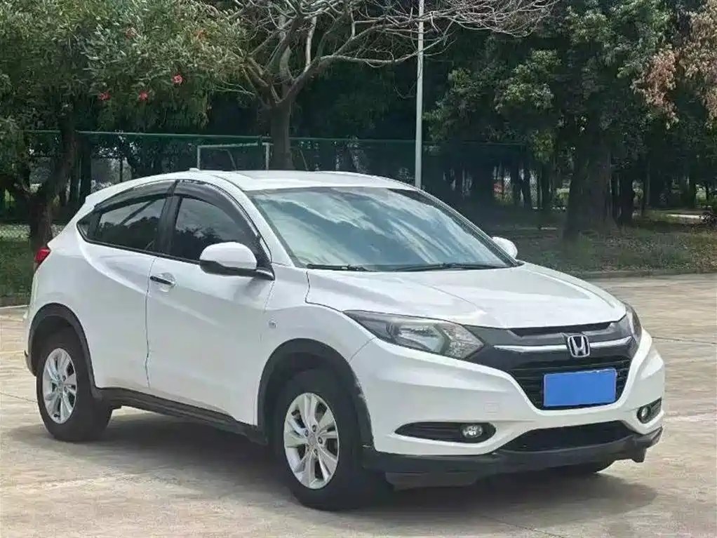 Honda Vezel 2016