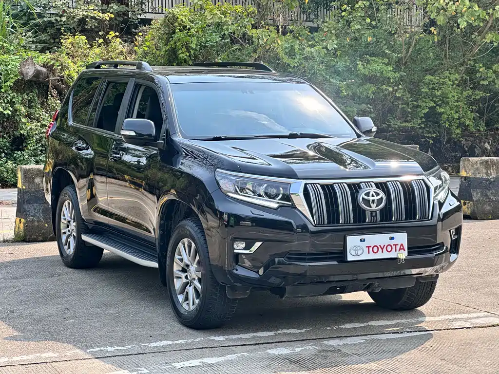 Toyota Prado 2018 — фото 3
