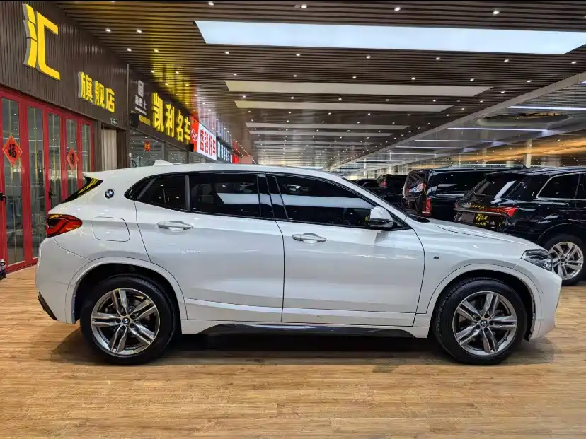 BMW X2 2020 — фото 6