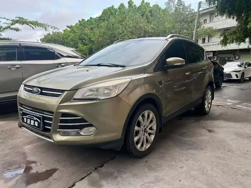 Ford Kuga 2015