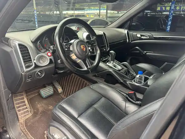 Porsche Cayenne 2015