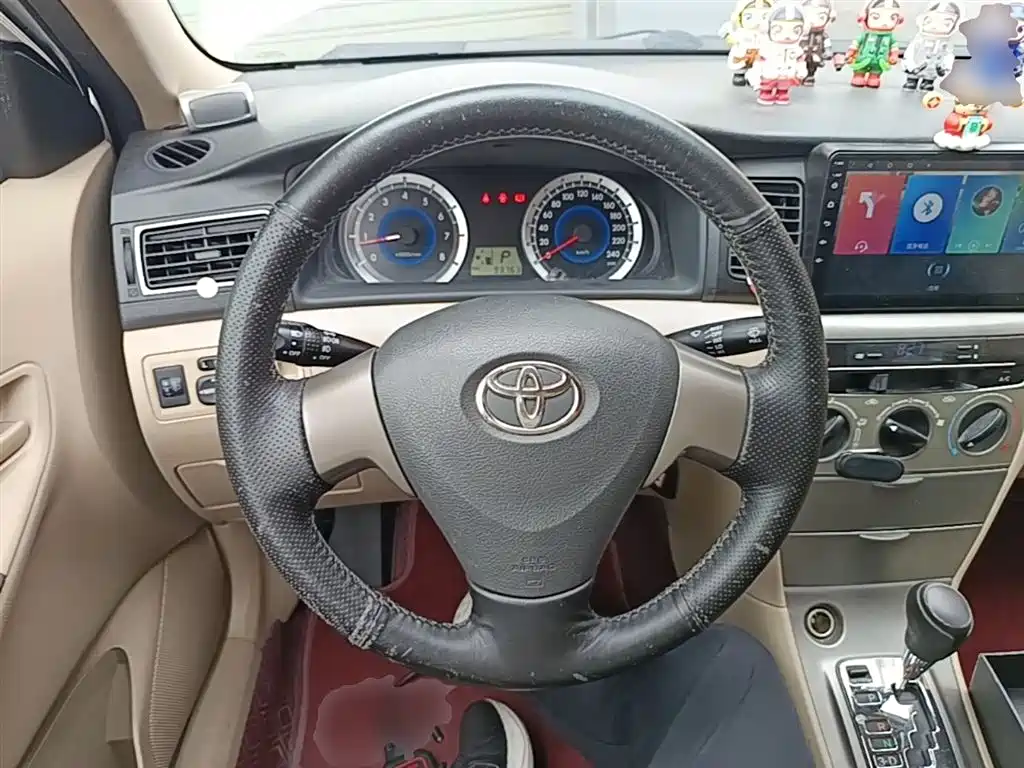 Toyota Corolla 2015 — фото 11