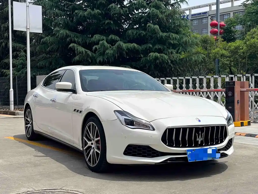 Maserati Quattroporte 2014 — фото 2