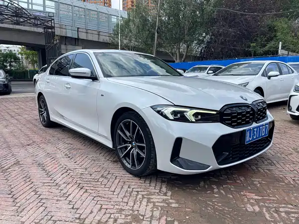 BMW 3 Series 2023