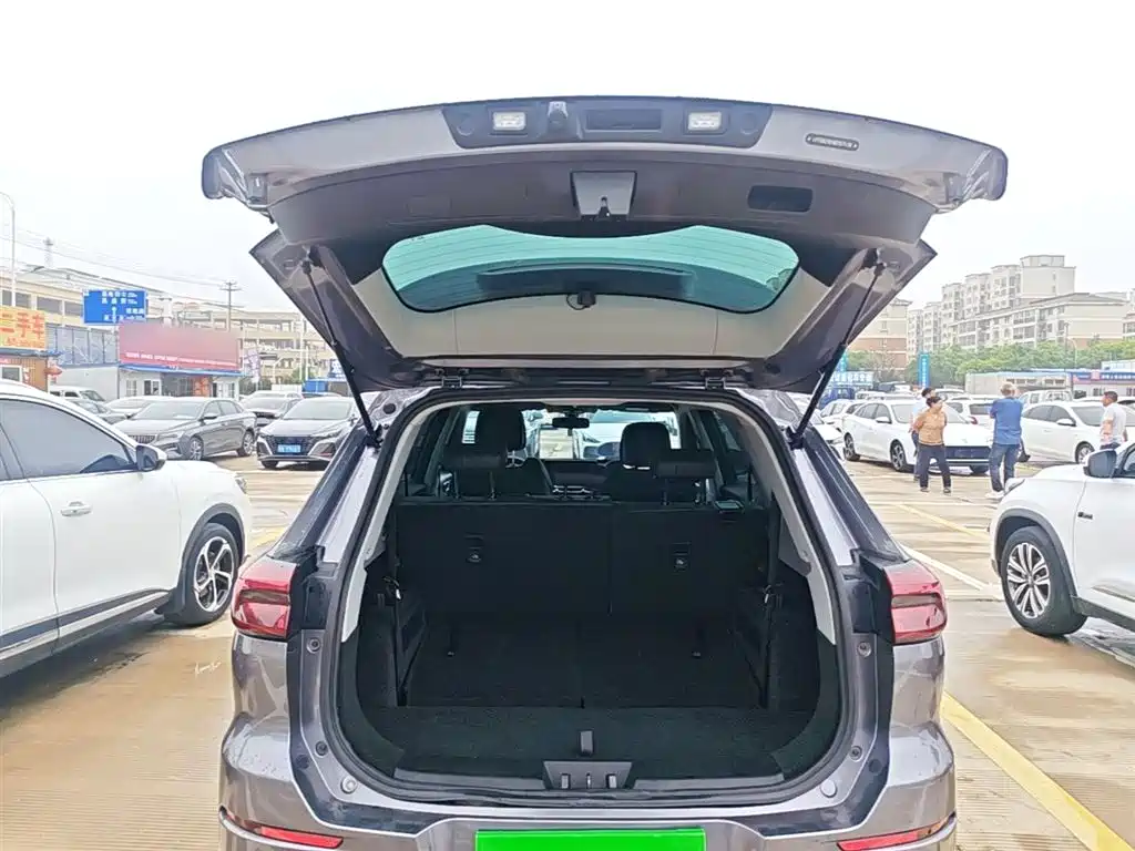 Chery Tiggo 8 2022 — фото 19