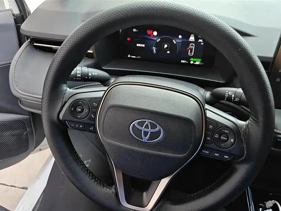 Toyota Corolla 2026 — фото 15