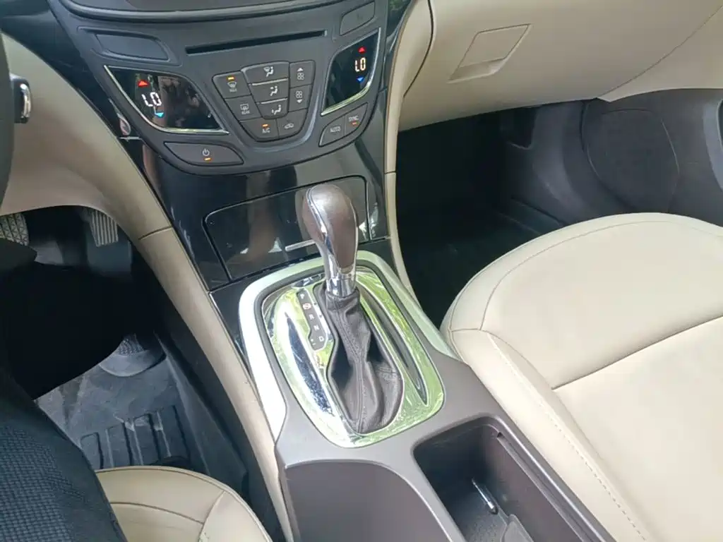 Buick Regal 2014 — фото 14
