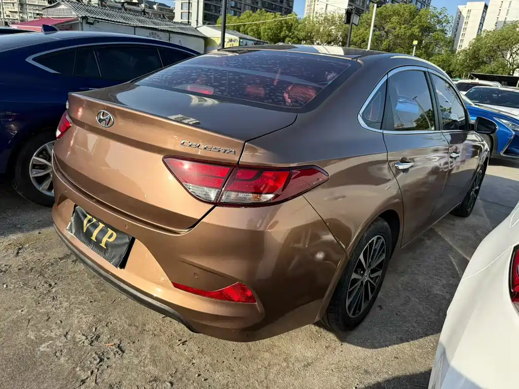 Hyundai Elantra 2017 — фото 9