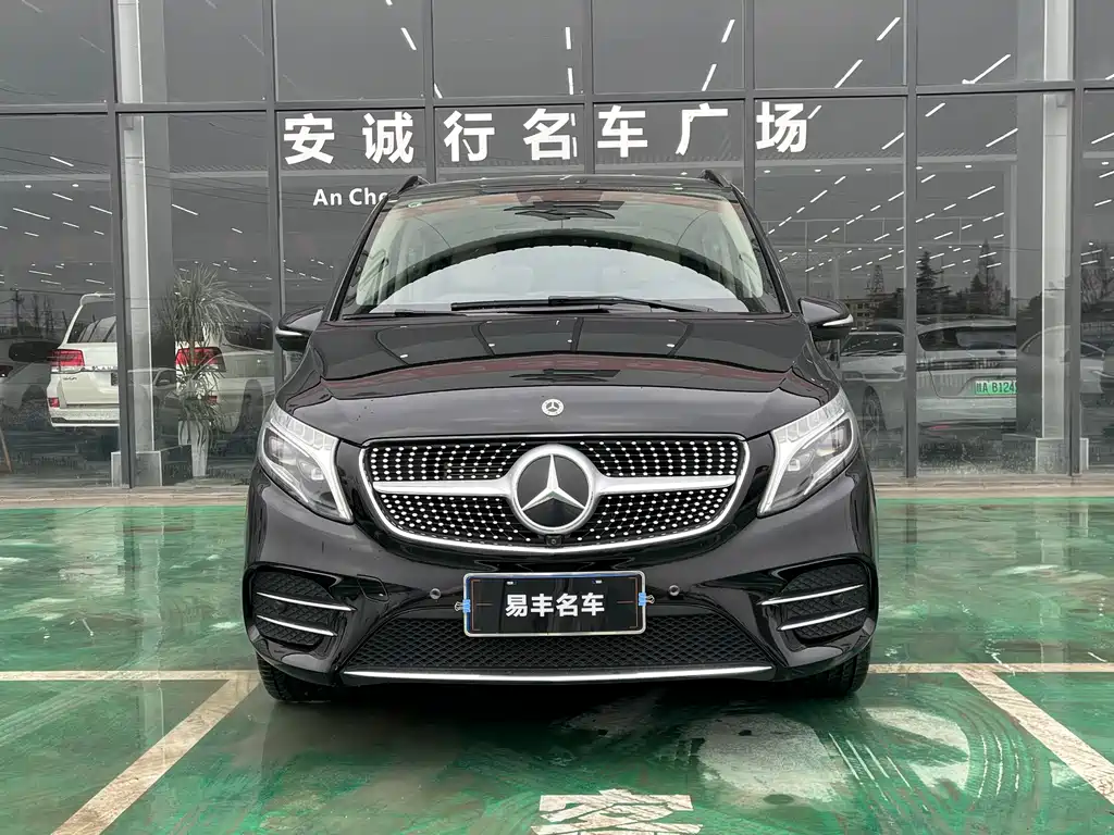 Mercedes-Benz V-Class 2022 — фото 2