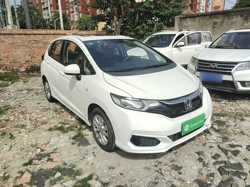 Honda Fit 2018 — фото 4