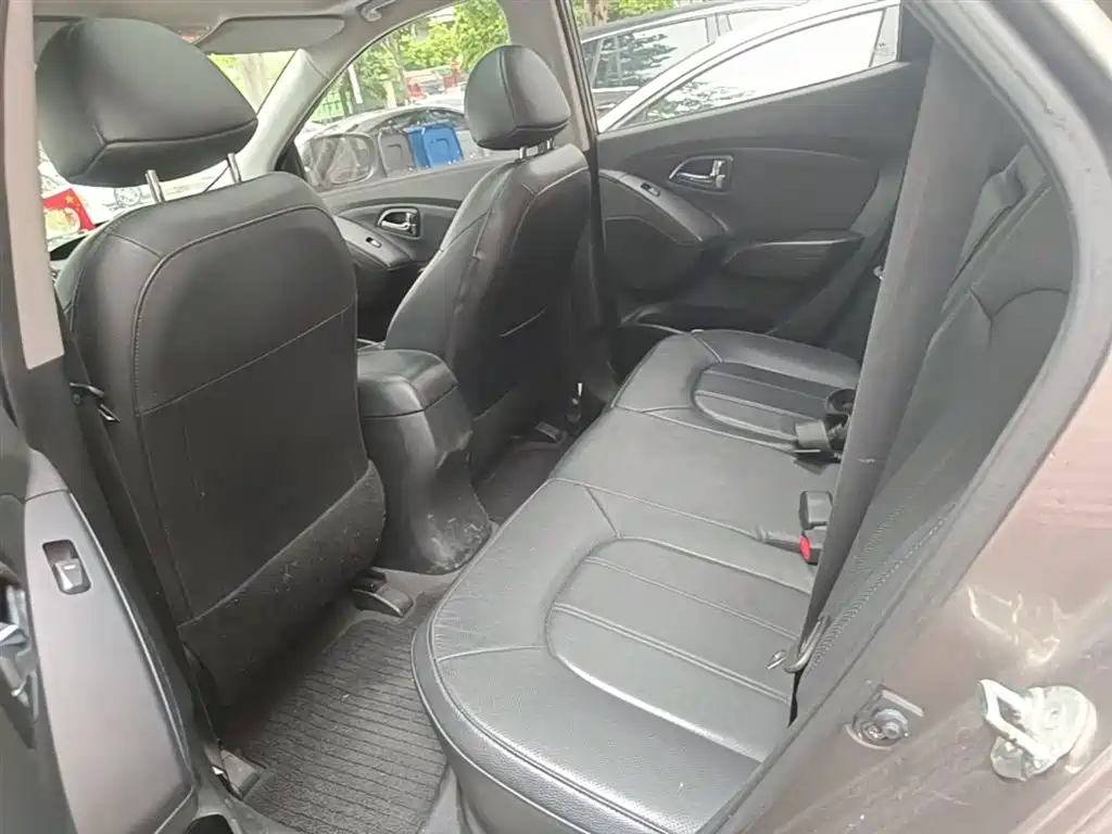 Hyundai ix35 2014 — фото 17