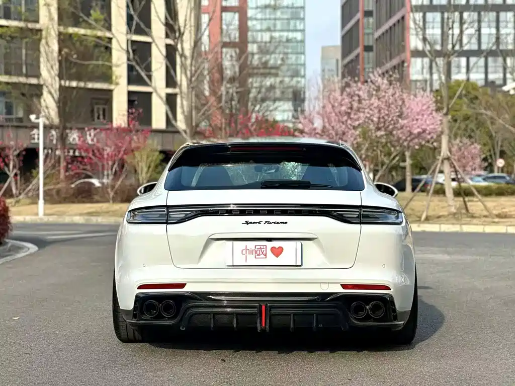 Porsche Panamera 2018 — фото 16
