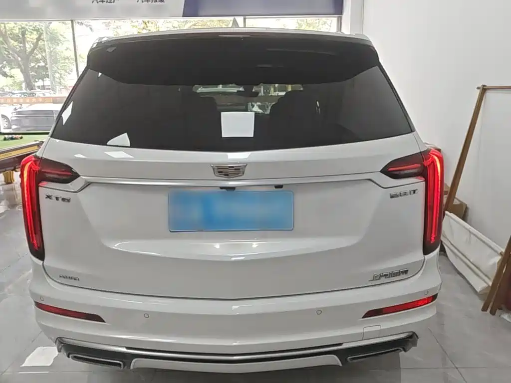 Cadillac XT6 2021