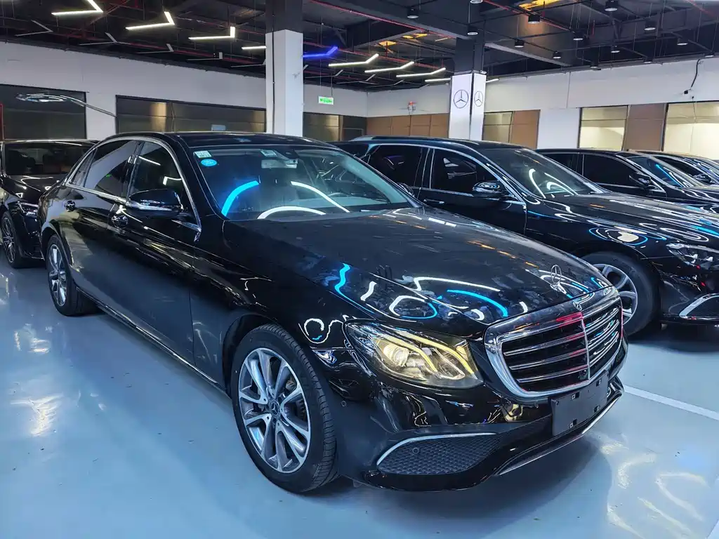 Mercedes-Benz E-Class 2019 — фото 3