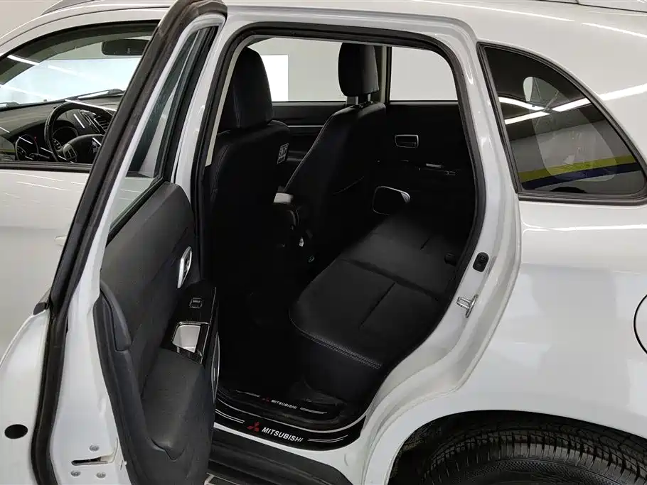 Mitsubishi ASX 2019 — фото 11