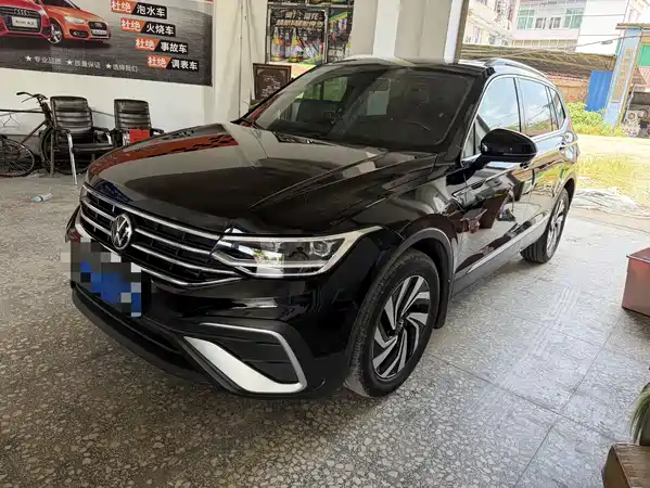Volkswagen Tiguan L 2022