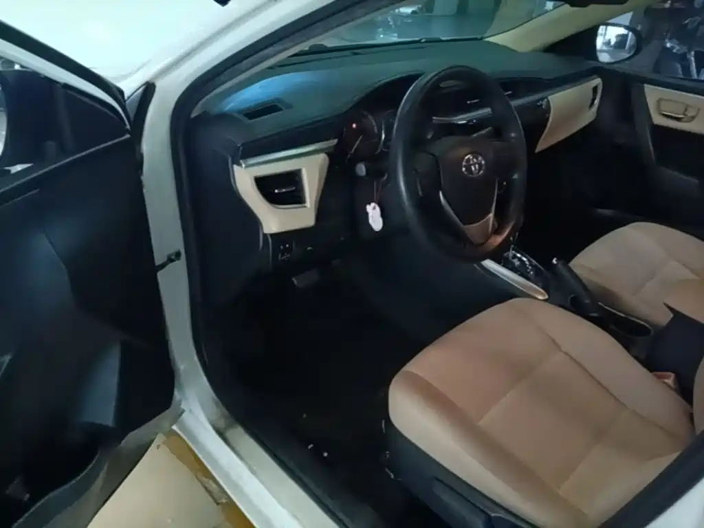 Toyota Levin 2015 — фото 12