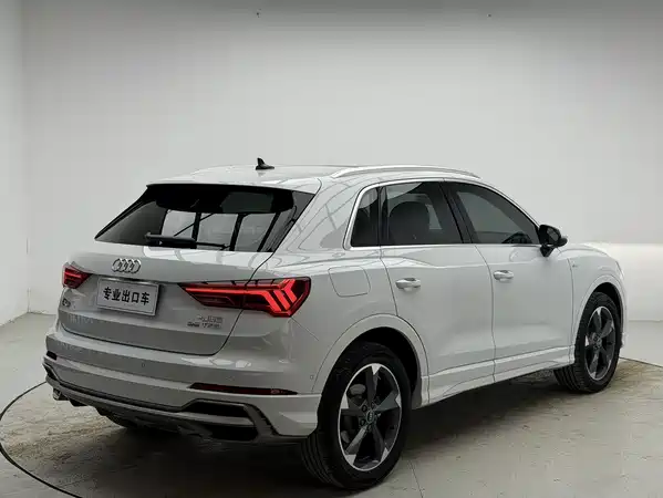 Audi Q3 2023