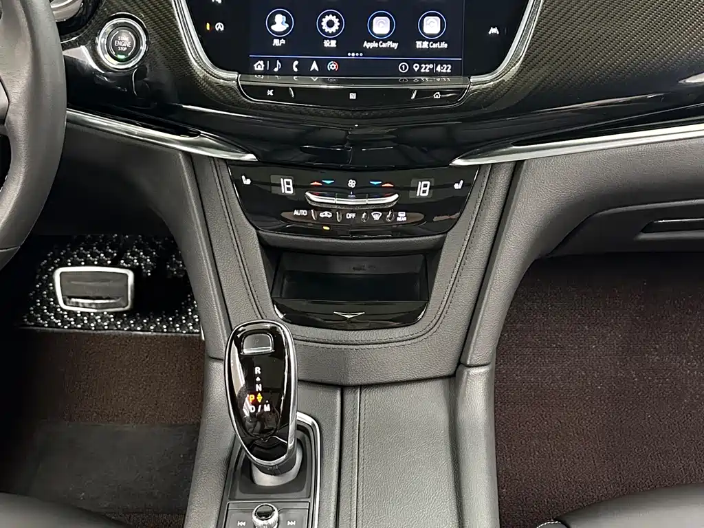 Cadillac XT6 2021 — фото 18