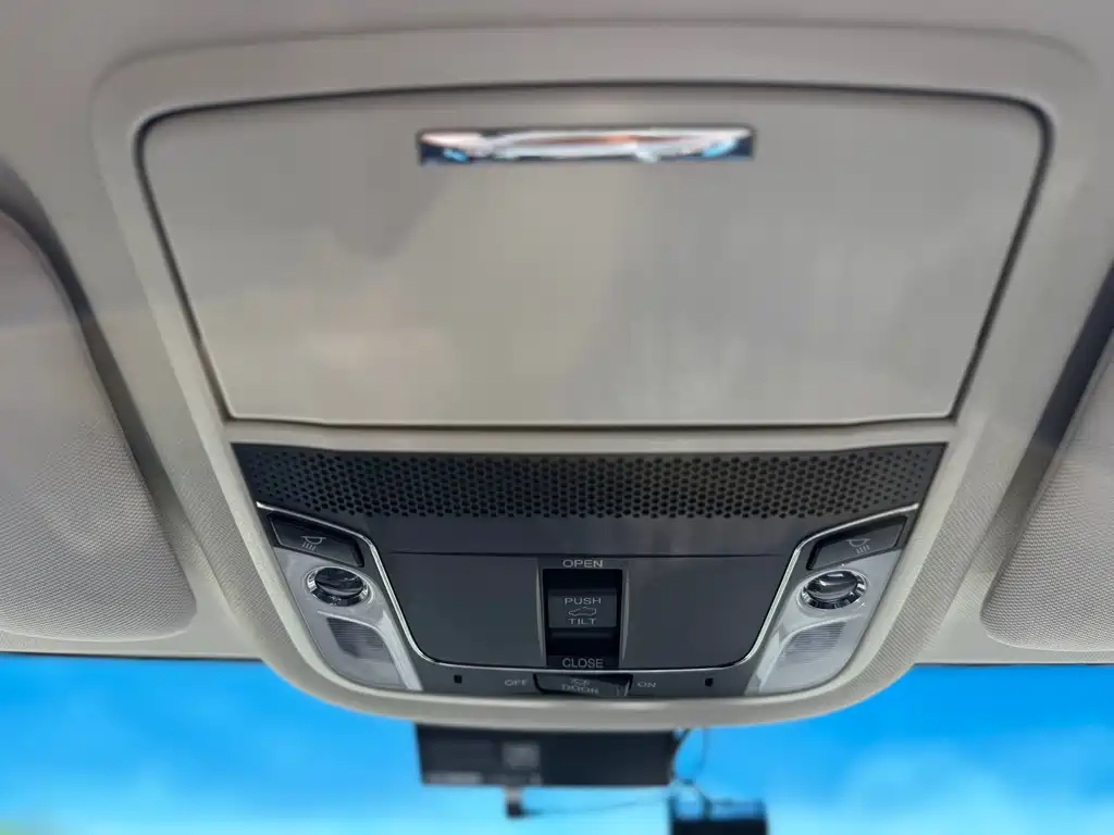 Honda Odyssey 2016 — фото 25
