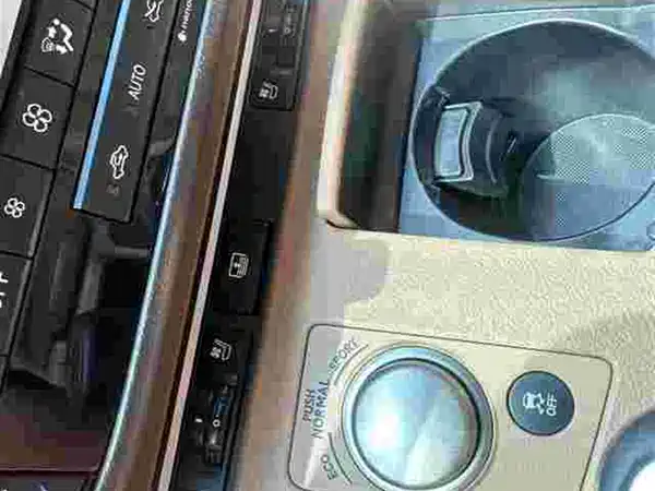 Lexus ES 2017