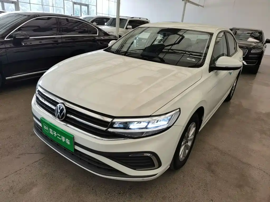 Volkswagen Bora 2023