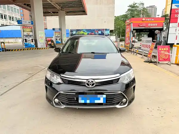 Toyota Camry 2016