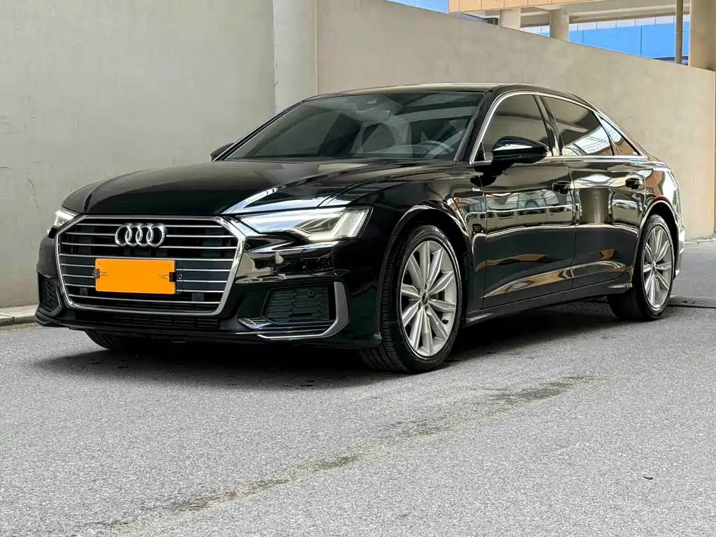 Audi A6L 2022