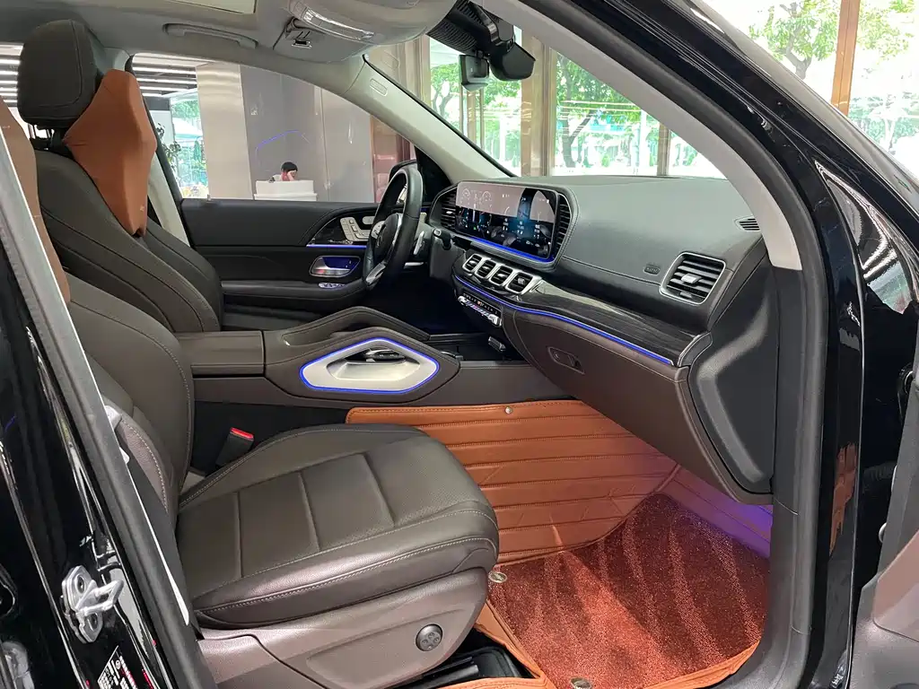 Mercedes-Benz GLS 2023 — фото 13