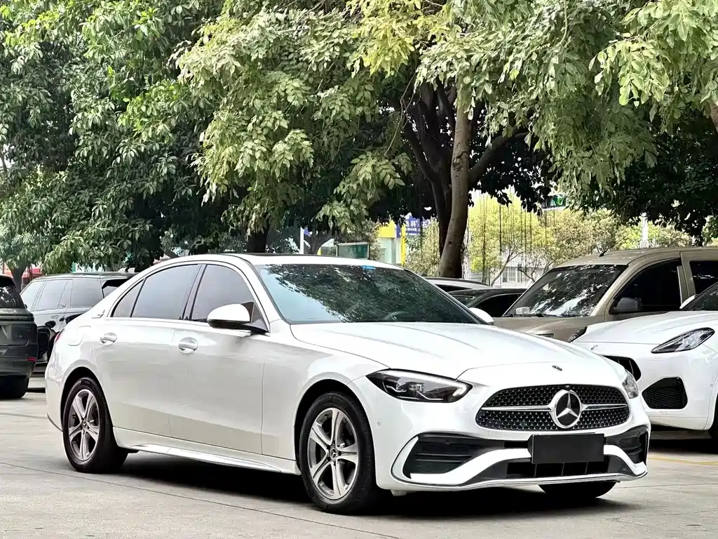 Mercedes-Benz C-Class 2022 — фото 3