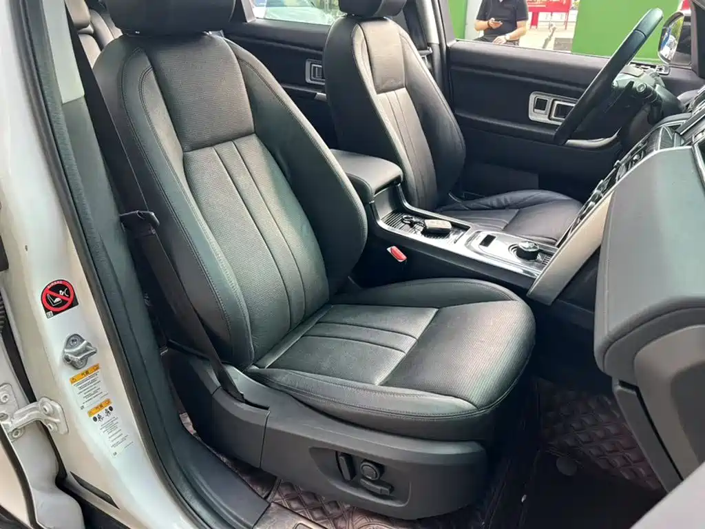 Land Rover Discovery Sport 2018 — фото 14
