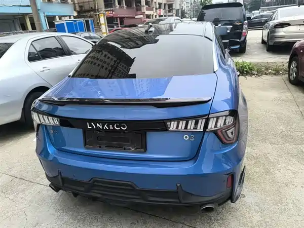 Lynk & Co 03 2021