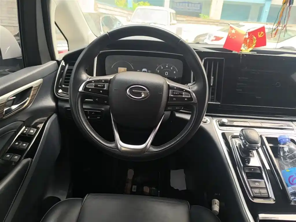 GAC Motor Trumpchi M8 2022 — фото 11