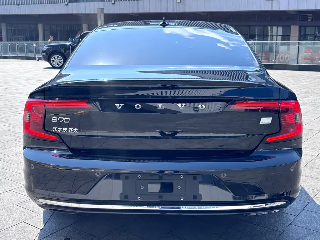 Volvo S90 PHEV 2023 — фото 4