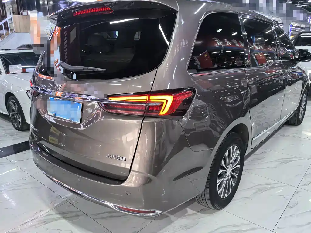 Buick GL8 2023
